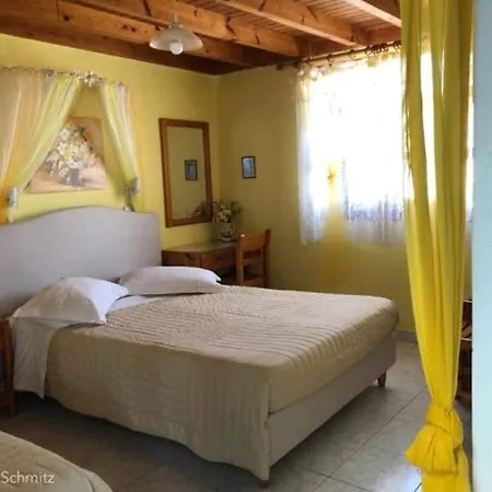 Elizabeth Naxos City