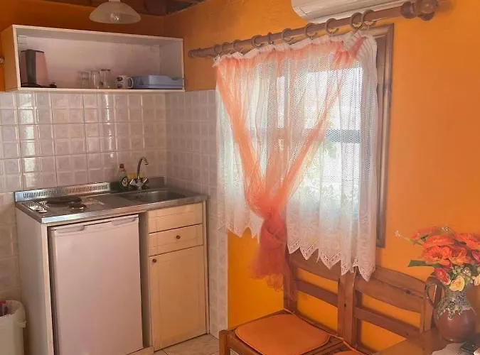 Elizabeth شقة فندقية Naxos City