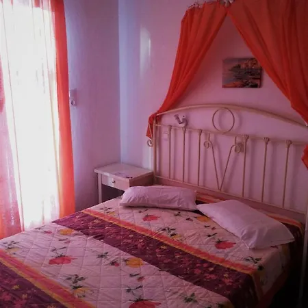 Lägenhetshotell Elizabeth Naxos City