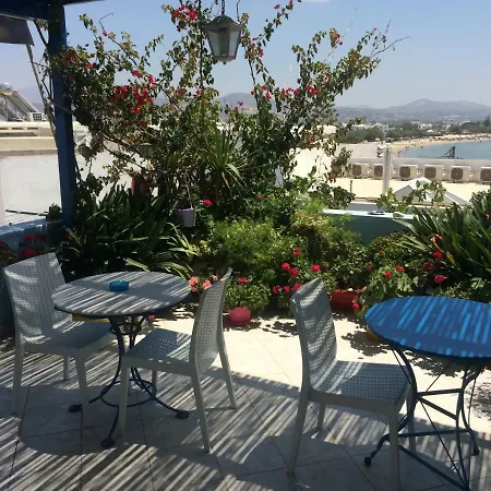 Elizabeth Aparthotel