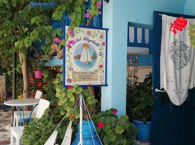 Elizabeth Aparthotel