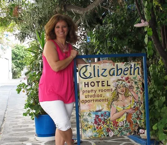 Elizabeth Aparthotel